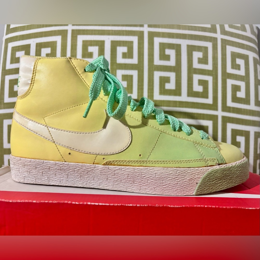NEW! Nike Blazer High Lemon Frost White-Varsity Maize-Trmln Basketball Sneakers - Picture 9 of 16